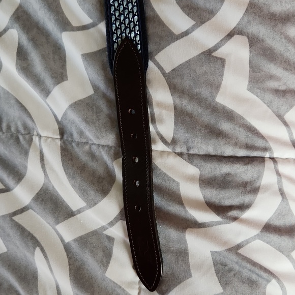 Vineyard Vine Whale belt - Picture 5 of 7